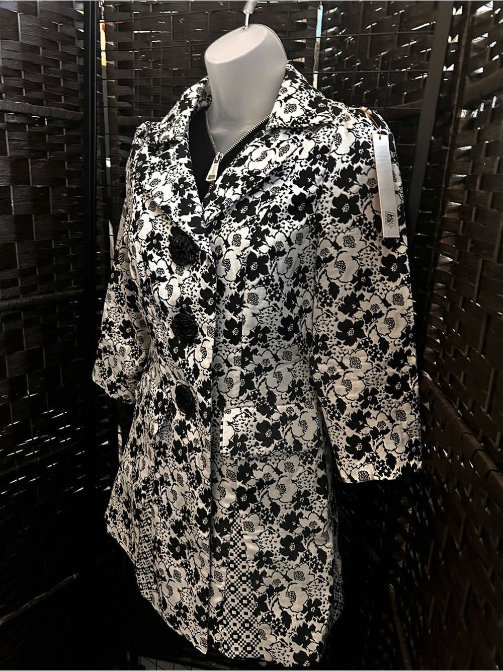 An Ren New York wearable art Black & White Floral Jacquard Coat